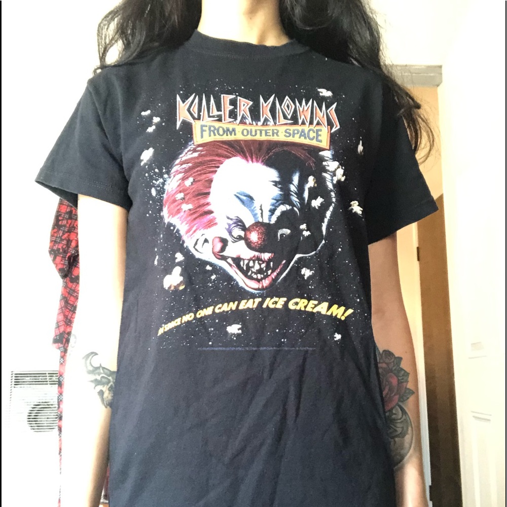 Graphic T. Killer clowns from outer space.